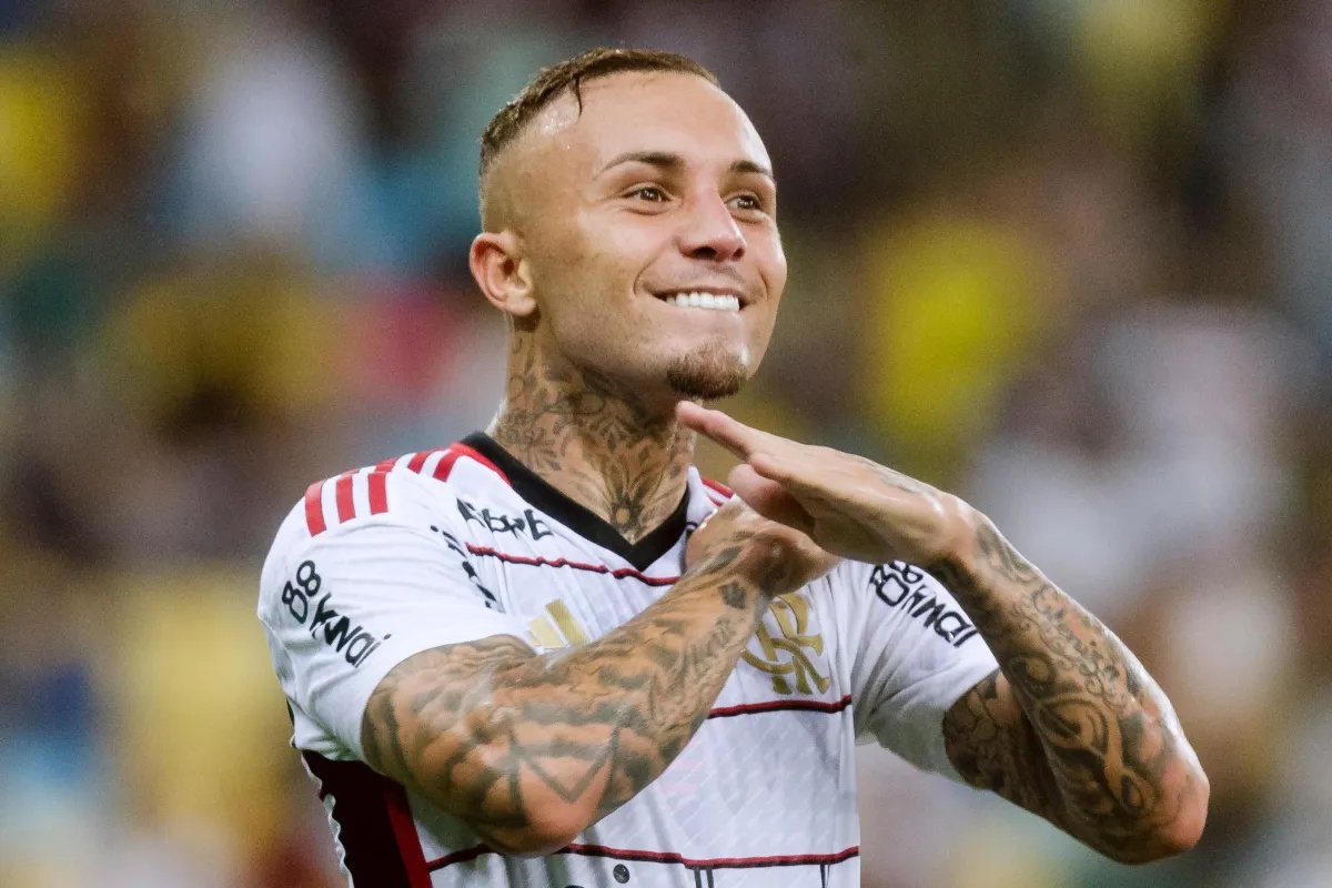 Cebolinha e Michael podem reforçar o Flamengo na decisão contra o Atlético-MG pela Copa do Brasil